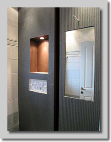 Επένδυση τοίχου με γυψοσανίδα και εσοχή για τοποθέτηση κρυφού φωτισμού